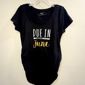 Motherhood Maternity Due in June black tee Sz S